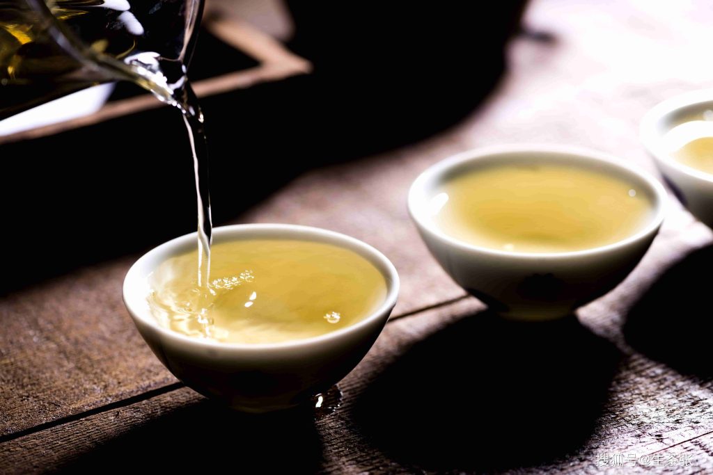 Pu'er Tea Raw Tea Cups Images